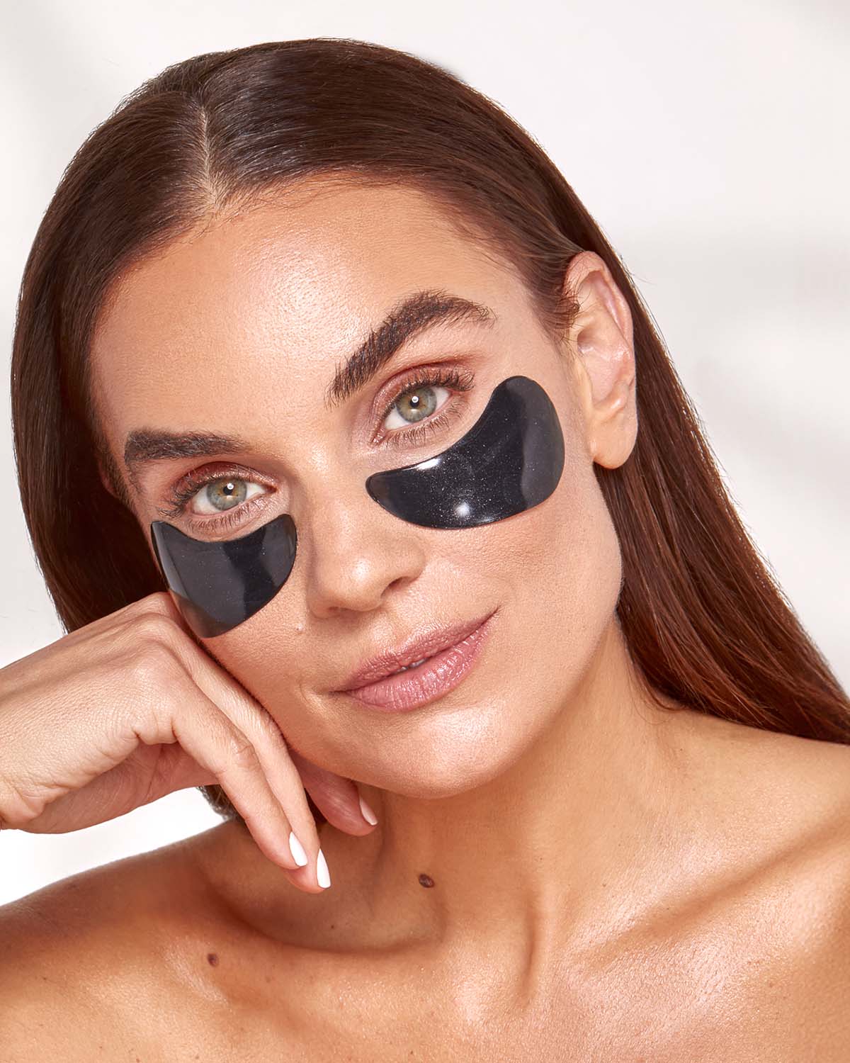 111SKIN Celestial Black Diamond Eye Mask – Brightening Hydrogel Eye Patches (Box of 8) – Le Petit Spa