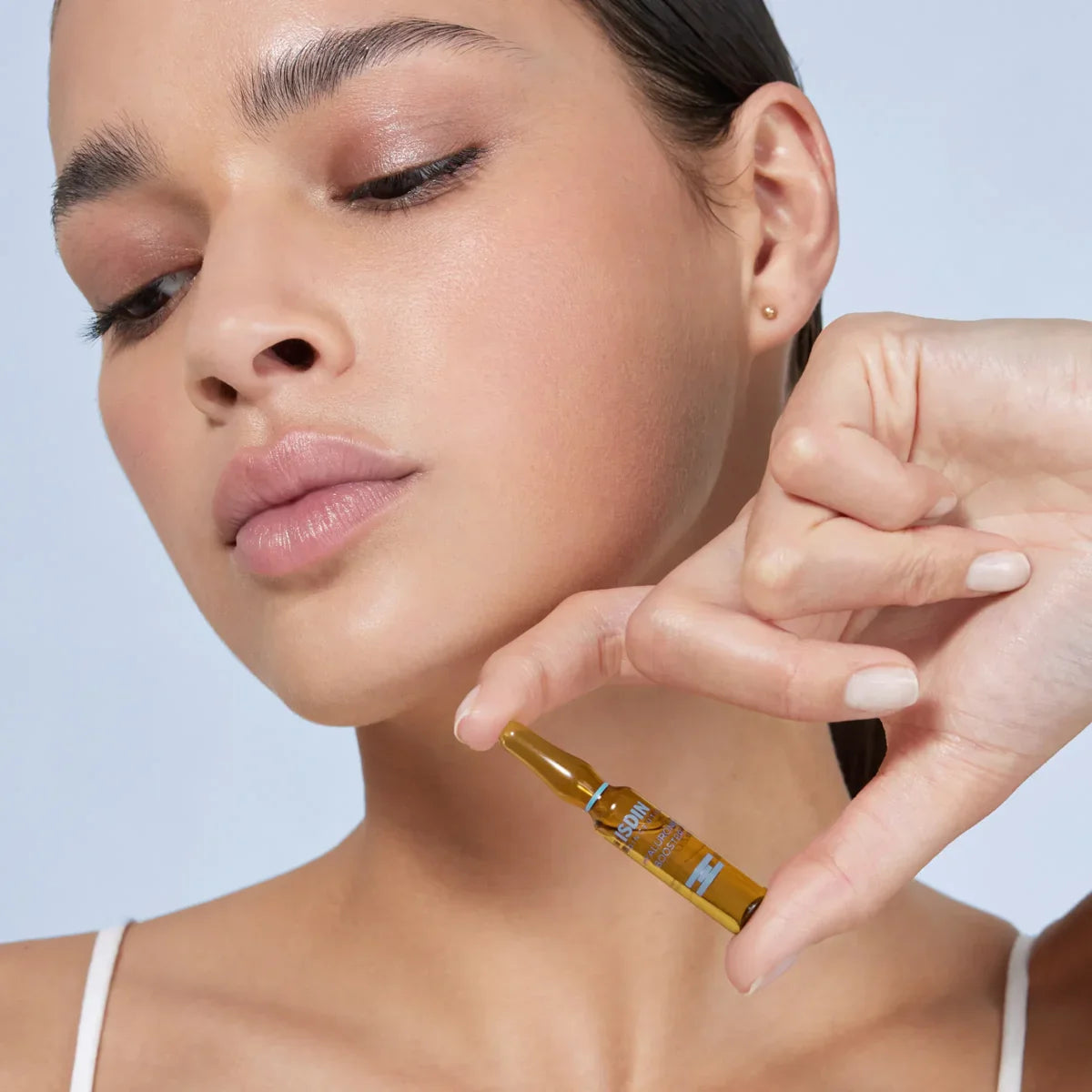 ISDIN Hyaluronic Booster – Single-Dose Hyaluronic Acid Ampoules (10 Pack) – Le Petit Spa